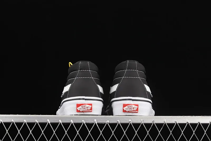 All categories Vans Vans series Vans Mid Vans Kate SK8-Mid black and white suede professional skateboard shoes commemorating legendary skater superstar Jeff Grosso VN0A5FCG625